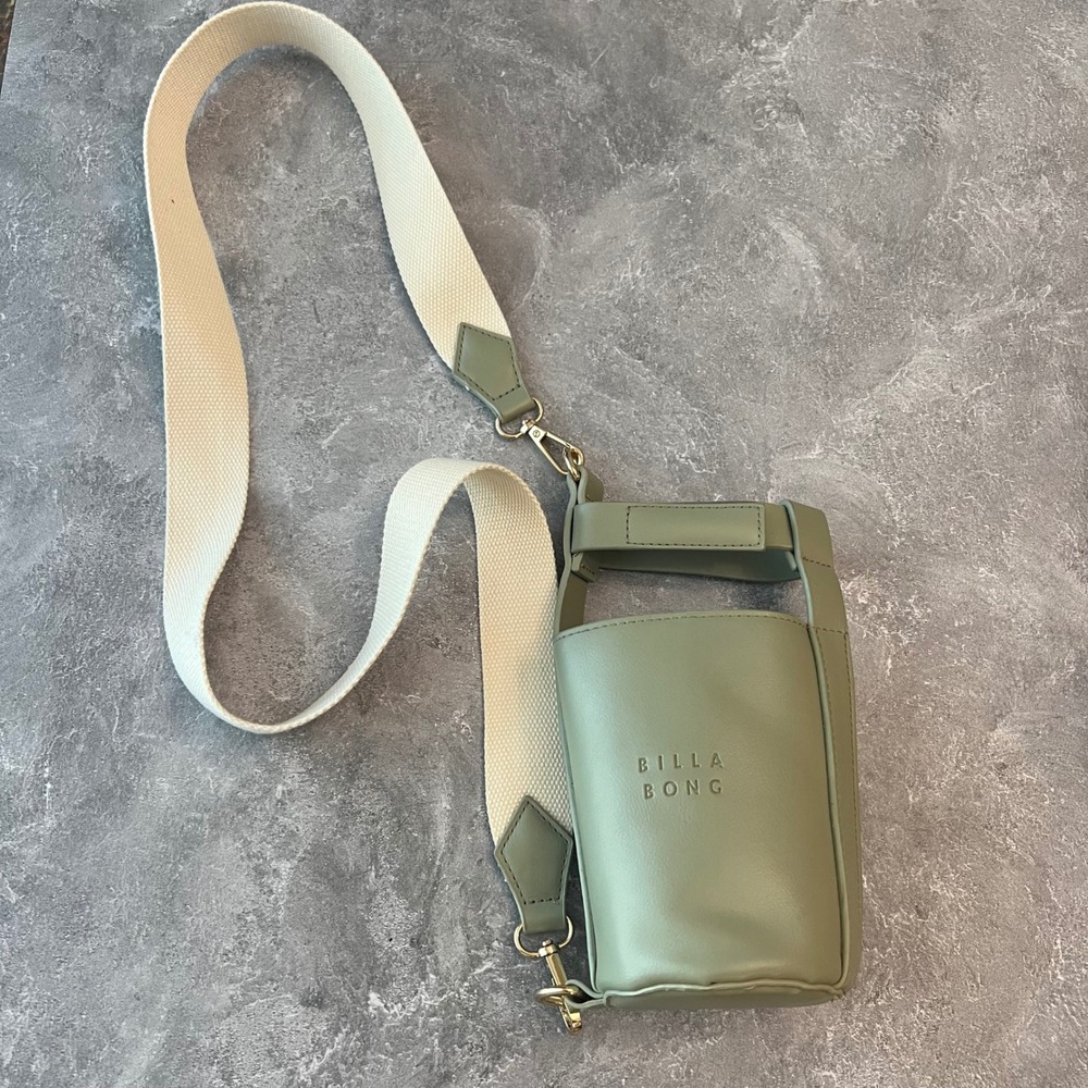 Billabong Crossbody Bag‎ Sage Green Phone Holder Adjustable Strap Cute
